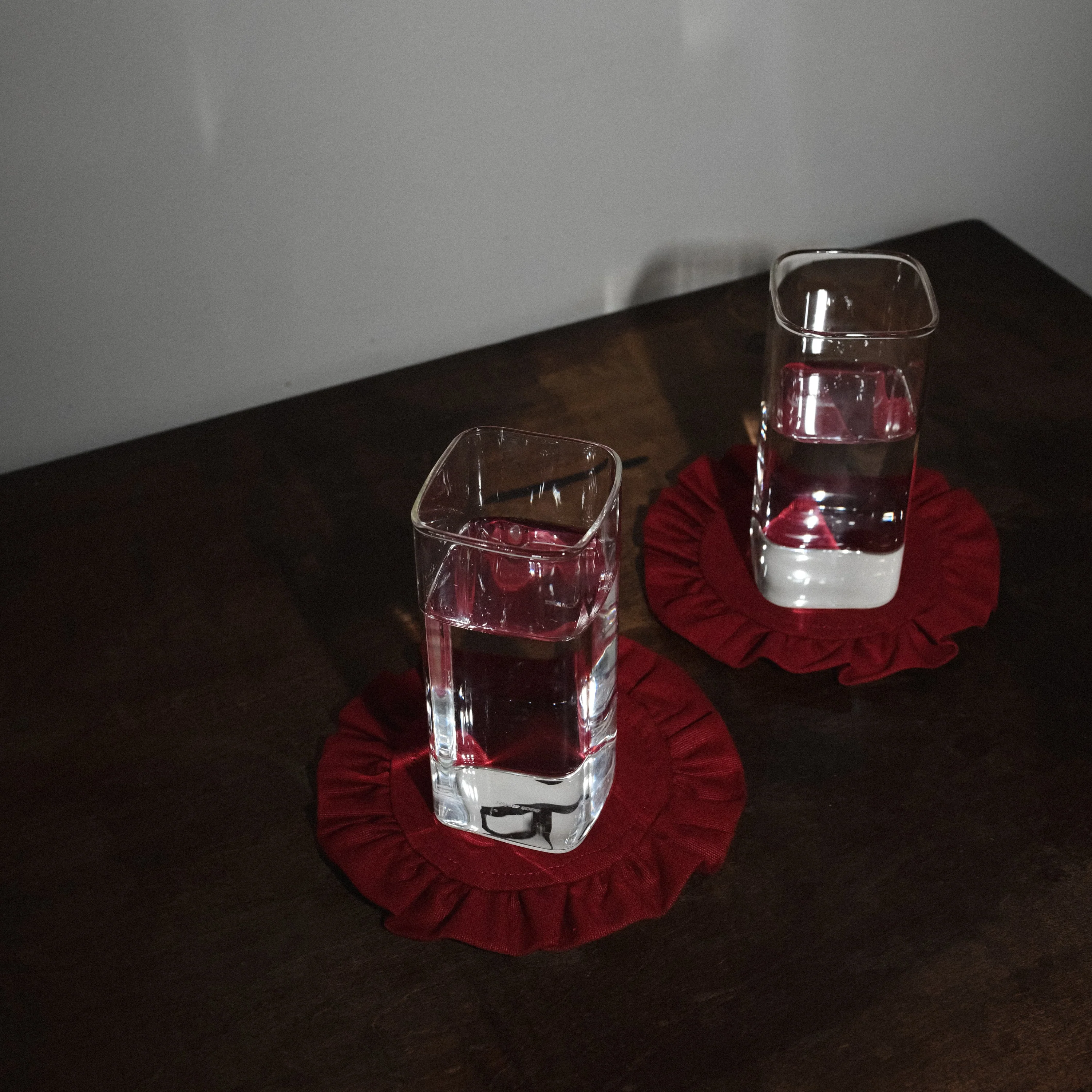 Rhea Coaster set Burgundy - Image 3